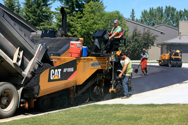 Best Professional Driveway Pavers  in Bloomfield, IN